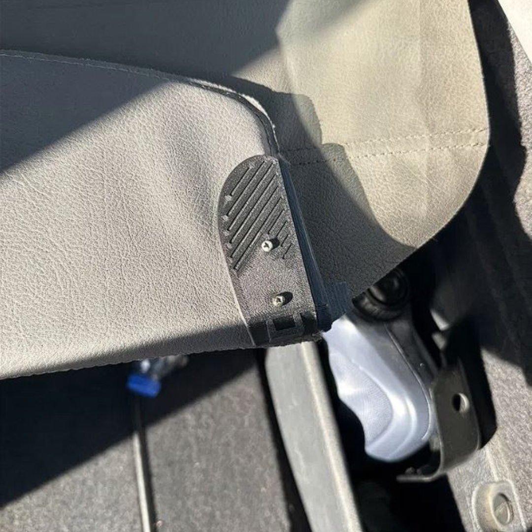 Renault Megane I Break Cargo Cover Hook