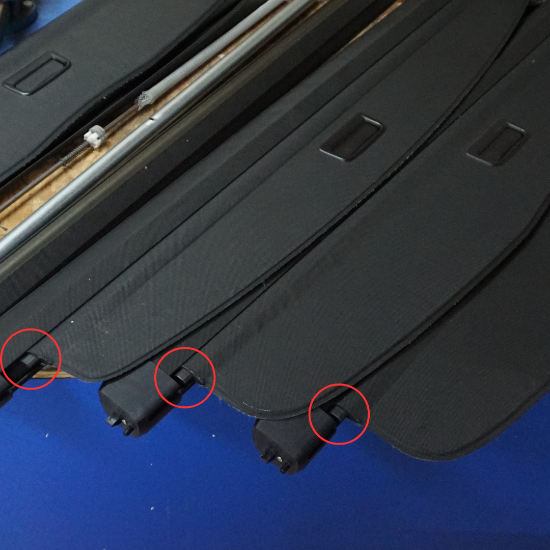 VW Passat B5 Golf 4 Variant Cargo Cover Hook